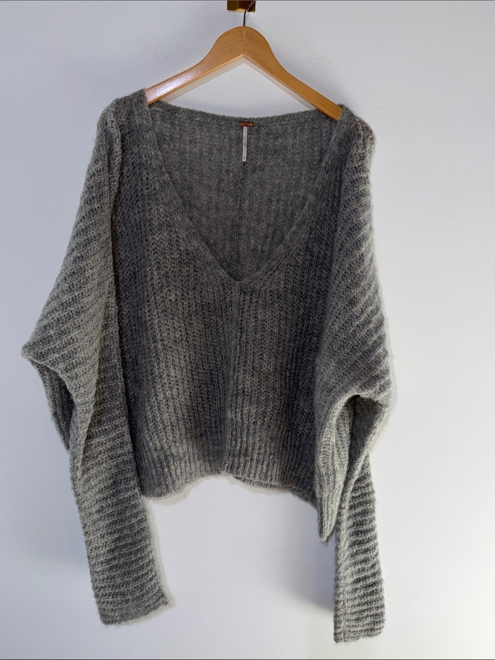 Free People Soft V-Neck Gray alpaca Blend Sweater size small